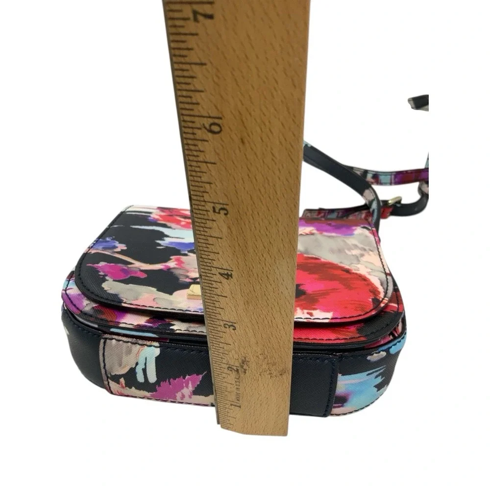 Kate Spade Laurel Way Carsen Mini‎ Crossbody Handbag Purse Bag Modern Floral